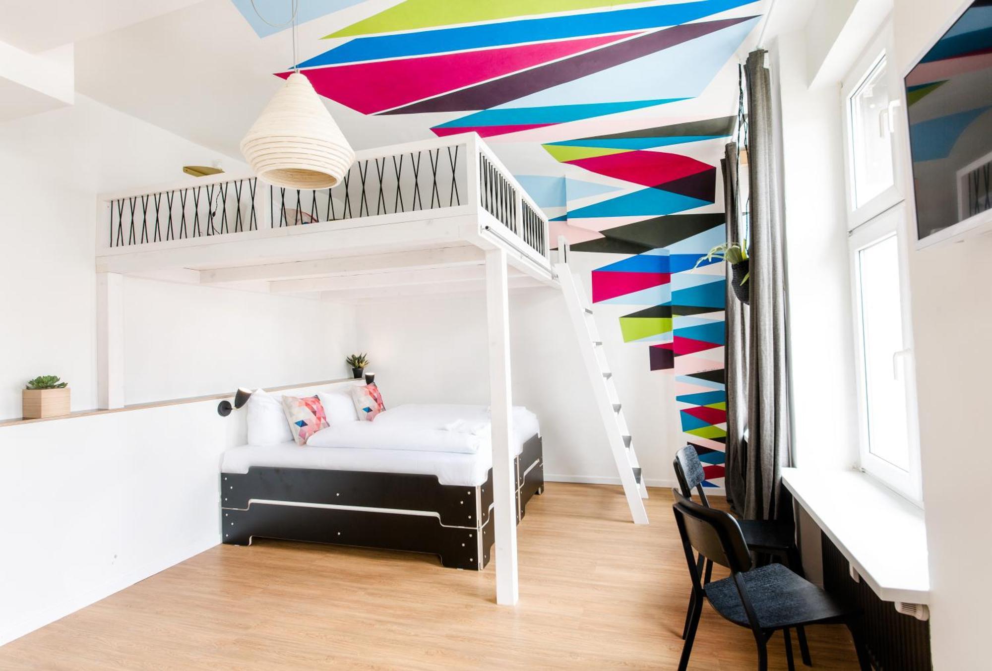 Large Twin Room,641024112:JPEG